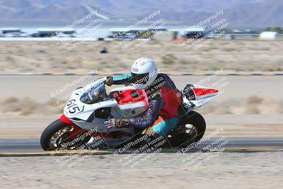 media/Feb-04-2024-SoCal Trackdays (Sun) [[91d6515b1d]]/7-Turn 9 Inside (1140am)/